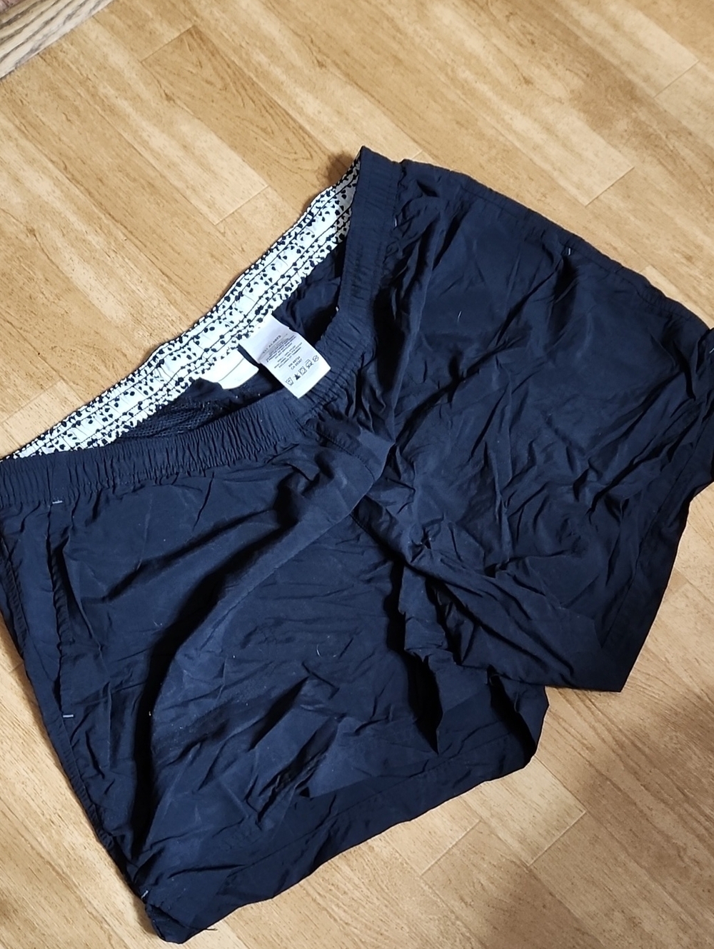 Women's Black Pull-On Casual Shorts